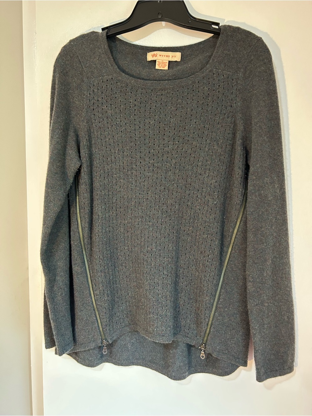 Wit & Wisdom Gray Cashmere Knit Sweater with Side Zippers